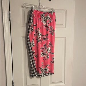 Elegant Floral and Checkered Women's Pencil Skirt